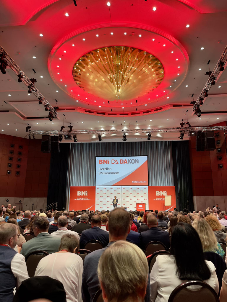 BNI DAKON Konferenz mit 850 Teilnehmern aus D / AU / CH 2023 in München